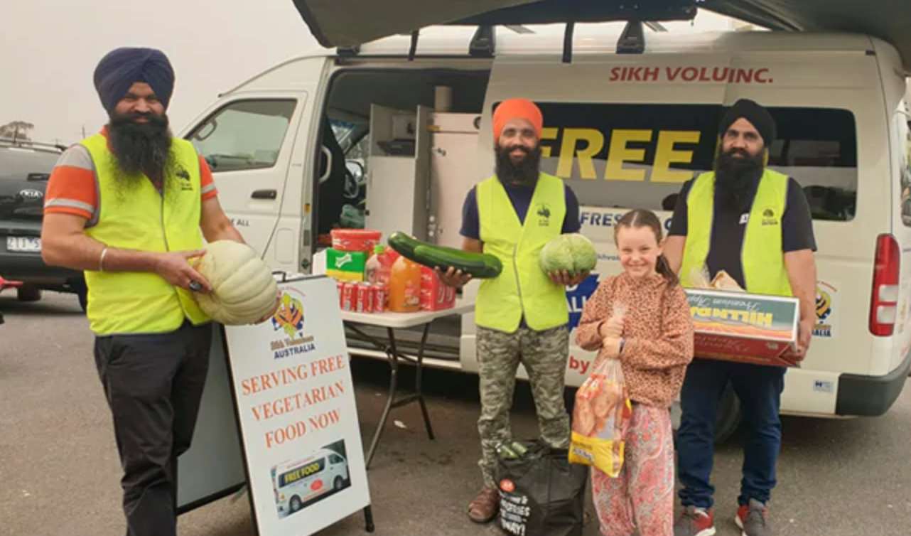 indians help bushfire victims Australia